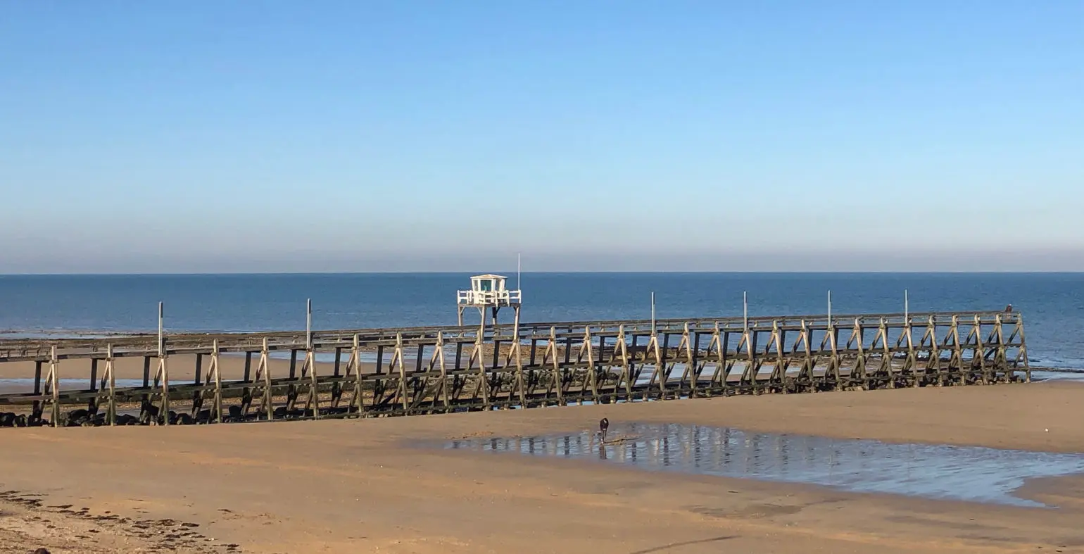 Les villas du bord de mer - La jetée des pècheurs